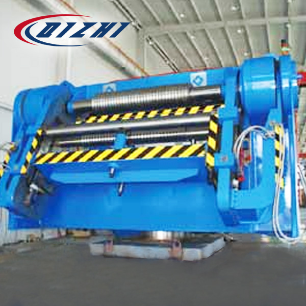 Automatic panel bending machine